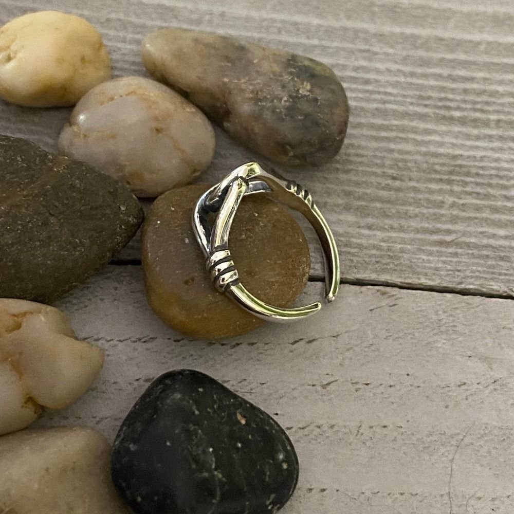 Sterling Silver Knot Loop Toe Ring - Picture 3 of 3
